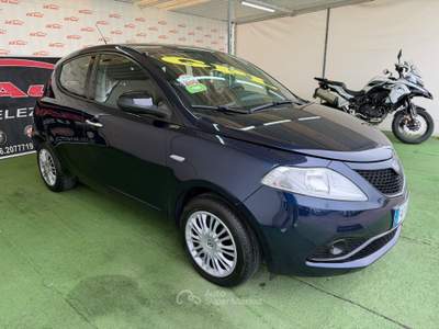 Lancia Ypsilon 1.2 BENZINA/GPL 70CV Blu/Azzurro usata Giugliano