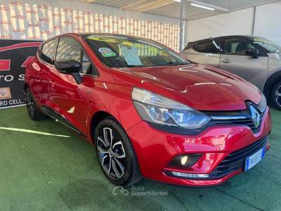 Renault Clio DUEL 900 BENZINA/GPL DI SERIE 90CV Rosso usata Giugliano