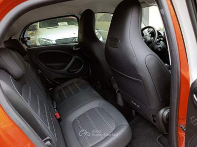 Smart ForFour 90 0.9 Turbo twinamic Prime '19 km 28.728 Bianco usata Cesano Maderno