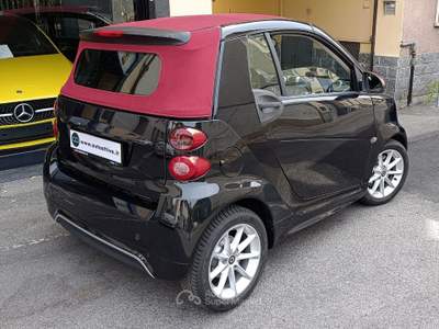 Smart ForTwo 1.0 71cv MHD cabrio passion FL Capote rossa Nero usata Cesano Maderno