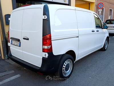 Mercedes-Benz Vito 114 CDI Furgone Compact mod 20 Apple car Play Bianco usata Cesano Maderno