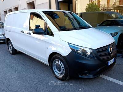 Mercedes-Benz Vito 114 CDI Furgone Compact mod 20 Apple car Play Bianco usata Cesano Maderno