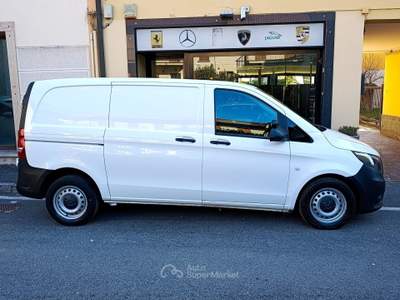 Mercedes-Benz Vito 114 CDI Furgone Compact mod 20 Apple car Play Bianco usata Cesano Maderno