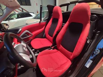 Smart ForTwo 1.0 71cv MHD cabrio passion Rosso usata Cesano Maderno