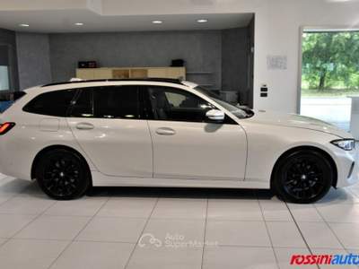BMW Serie 3 318d D TOURING 150 CV STEPTRONIC FARI ADATTIVI + TETTO Bianco usata Quinzano D'oglio