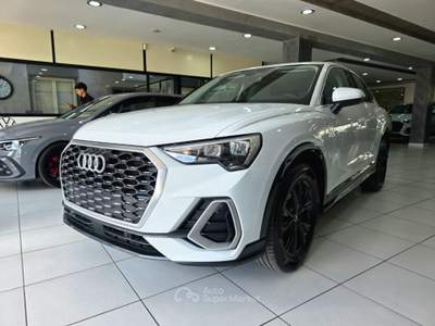 Audi Q3 SportBack S Line 35 2.0 TDI 150CV S tronic Pelle Bianco usata Mirabella Imbaccari