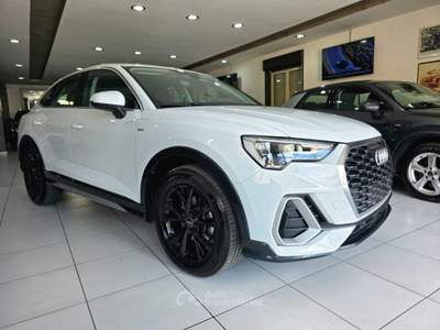 Audi Q3 SportBack S Line 35 2.0 TDI 150CV S tronic Pelle Bianco usata Mirabella Imbaccari