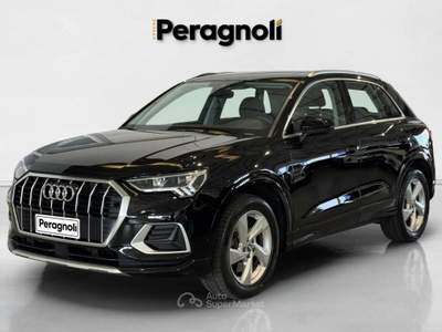 Audi Q3 40 TFSI quattro S tronic Business Advanced Nero usata Firenze