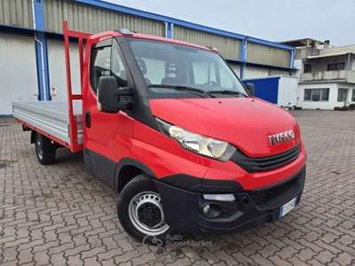 Iveco Daily 35S12 cassone fisso Rosso usata Bonate Sopra