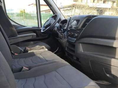 Iveco Daily 35C14 Boxe e sponda Bianco usata Bonate Sopra