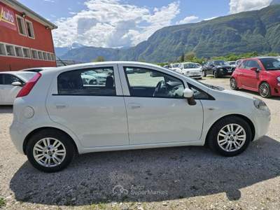Fiat Punto 1.3 MJT II S&S 95 CV 5 porte Street Bianco usata Lavis