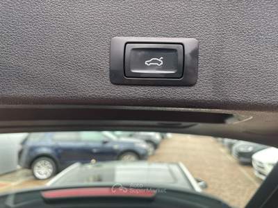 Audi A4 2.0 tdi Business 150cv s-tronic Nero usata Sarego