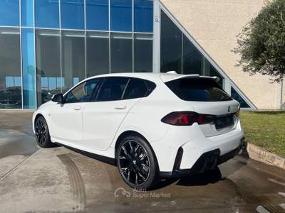 BMW Serie 1 118d 118 d MSport Pro SUPER OFFERTA T-STOCK Bianco usata Gela