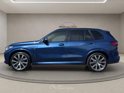 BMW X5 X5  m50i      (g05/f95) - x5 m tetto panoramico Blu/Azzurro usata Roma