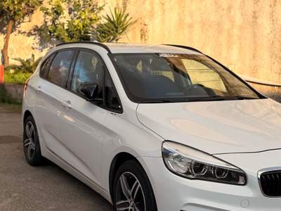 BMW Serie 2 Active Tourer 218d Cambio automatico usata Pignataro Maggiore