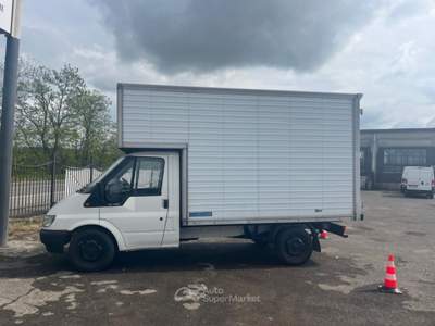 Ford Transit/Tourneo/Bus 330 2.4 TD/90 cat PM Cabinato Bianco usata Casteggio