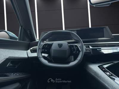 Peugeot 5008 Hybrid 136 e-DCS6 Allure Pack Grigio usata Napoli