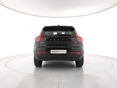 Volvo XC40 T2 Geartronic Momentum Core - Autocarro Nero usata Modena