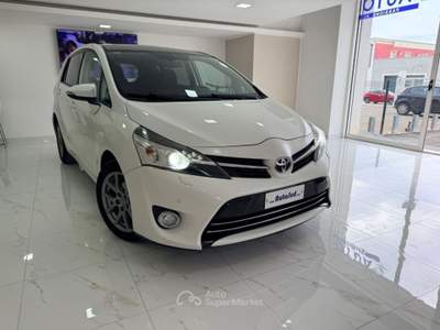 Toyota Verso 2.0 D Active 7 posti Bianco usata MASSAFRA