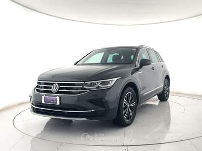 Volkswagen Tiguan Tiguan 2.0 tdi elegance 4motion 150cv dsg acc+camera+c.18" Grigio usata Ghedi