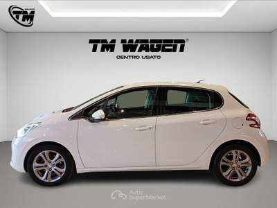 Peugeot 208  - 1.6 e-hdi 92 cv stop&start 5 porte allure Bianco usata Firenze