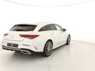 Mercedes-Benz CLA Cla shooting brake 200 premium auto Bianco usata Livorno