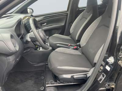 Toyota Aygo X  -  1.0 active 72cv Nero usata Segrate