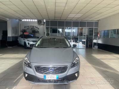 Volvo V40 Cross Country Volvo V40 CC 190 CV Biturbo diesel euro 6 usata Agrate Brianza