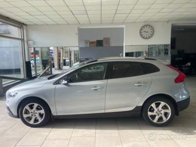 Volvo V40 Cross Country Volvo V40 CC 190 CV Biturbo diesel euro 6 usata Agrate Brianza