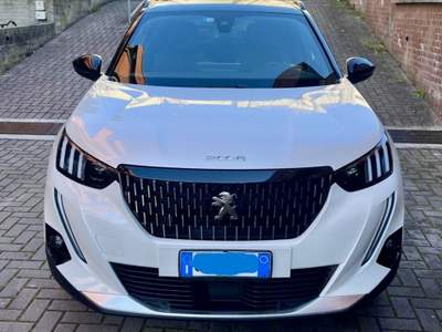 Peugeot 2008 tenuta sempre in garage, unico proprietario, non fumatore Bianco usata bologna