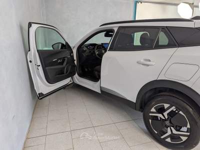 Peugeot 2008 2008 - 1.2 puretech 100cv - Allure  usata Robecco sul Naviglio