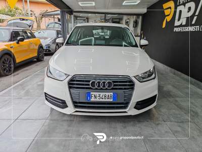 Audi A1 1.0 tfsi ultra Metal Plus 95cv Bianco usata Marano di Napoli