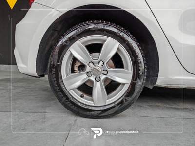 Audi A1 1.0 tfsi ultra Metal Plus 95cv Bianco usata Marano di Napoli
