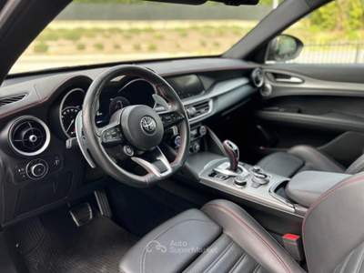 Alfa Romeo Stelvio 2.2 t Competizione Q4 210cv auto Nero usata Chieri