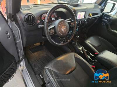 Jeep Wrangler 2.8 crd Sahara auto E6 Argento usata Curno