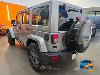 Jeep Wrangler 2.8 crd Sahara auto E6 Argento usata Curno