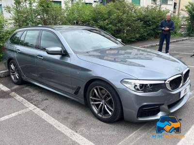 BMW Serie 5 530d Futura d Touring Msport auto Grigio usata Treviglio