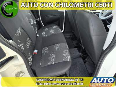 Fiat Fiorino AUTOCARRO 4 POSTI COMBI 1.3 MJT SEMIVETRATO 62.000KM Bianco usata Prato