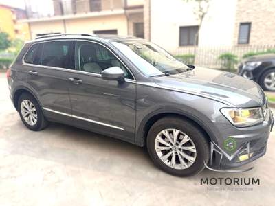 Volkswagen Tiguan 2.0 tdi Business 150cv dsg Grigio usata Rende
