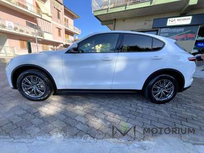 Alfa Romeo Stelvio 2.2 Q4 190 CV  AWD AUTOMATIC Bianco usata San Giorgio del Sannio