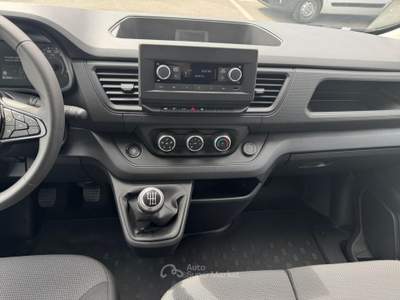 Renault Trafic Trafic Bluedci 150cv Pl-Tn Authentic Grigio usata Cassola