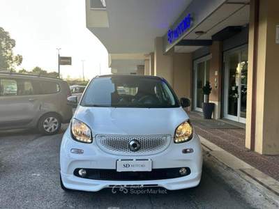 Smart ForFour 1.0 Superpassion 71cv twinamic *Promo SD 2026* usata Roma