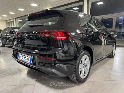 Volkswagen Golf 2.0 TDI 115 CV SCR Life Nero usata Pollenza