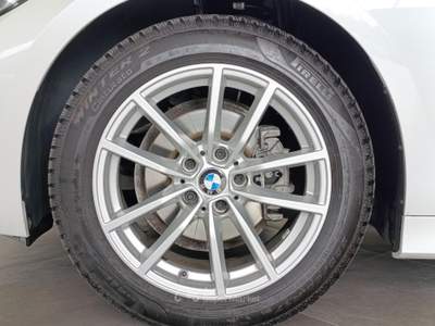 BMW Serie 3 325tds d Touring mhev 48V Business Advantage auto Bianco usata Verona