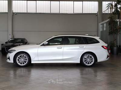 BMW Serie 3 325tds d Touring mhev 48V Business Advantage auto Bianco usata Verona