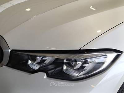BMW Serie 3 325tds d Touring mhev 48V Business Advantage auto Bianco usata Verona