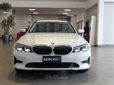 BMW Serie 3 325tds d Touring mhev 48V Business Advantage auto Bianco usata Verona