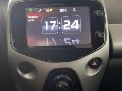 Peugeot 108 108 5p 1.0 vti Active E6 Argento usata Genova