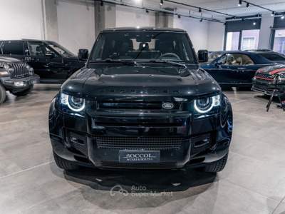 Land Rover Defender 90 5.0 V8 525 CV AWD Auto Nero usata MILANO