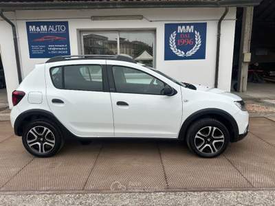Dacia Sandero Stepway 1.5 Blue dCi 95 CV Comfort  NAVIG!!! Bianco usata SAVIGNANO SUL RUBICONE